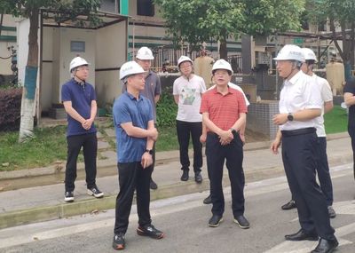 李明金率队赴成都市深入考察净水剂项目